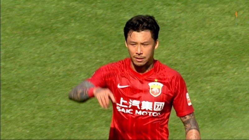 婷婷被公交车猛地进出视频