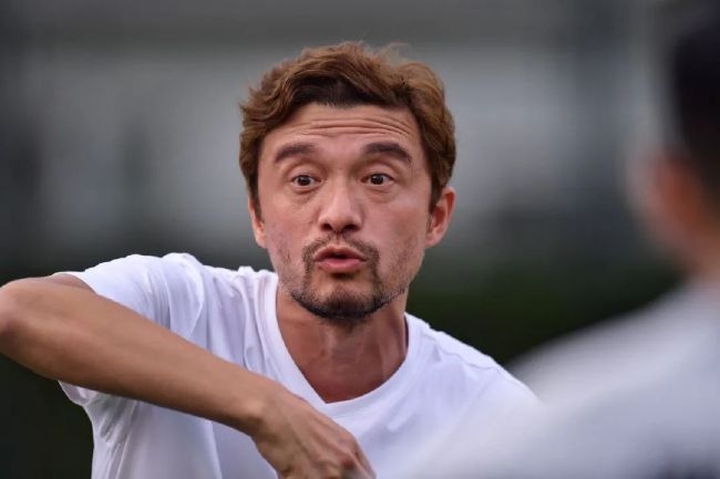 六个黑人玩一个中国少妇视频